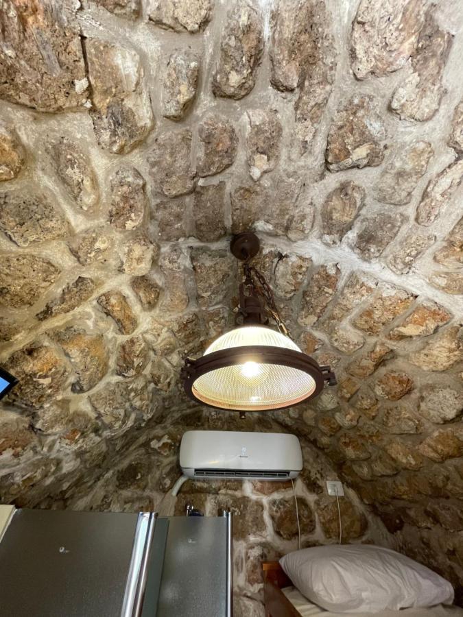 阿卡Hebi House公寓式酒店 外观 照片
